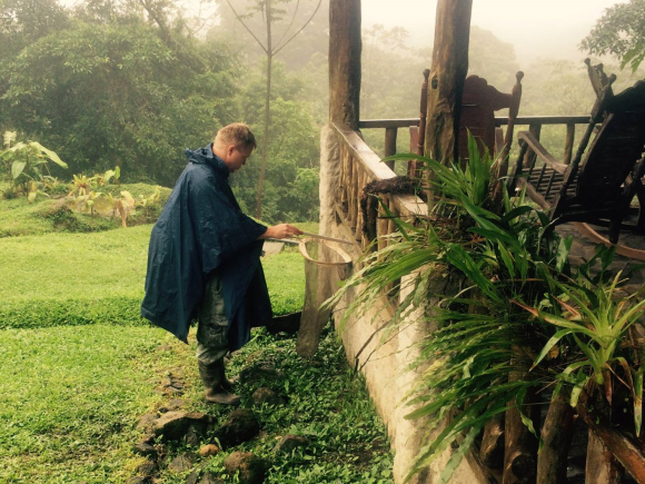 Photo of a student in Costa Rica on a GoGlobal trip