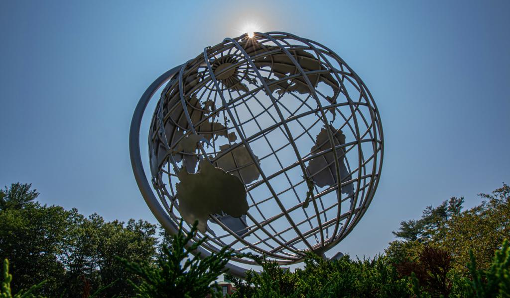 Campus Globe
